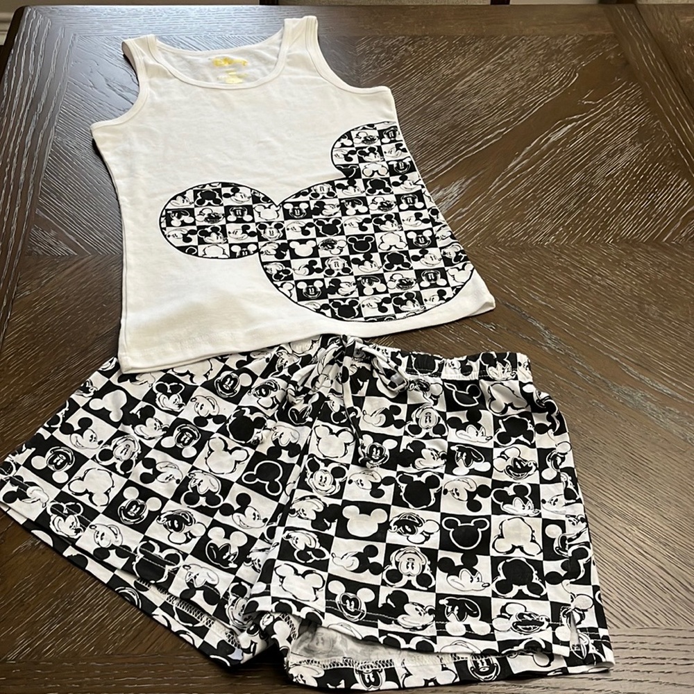 Disney PJ set tank top and checkered boxer shorts Size S